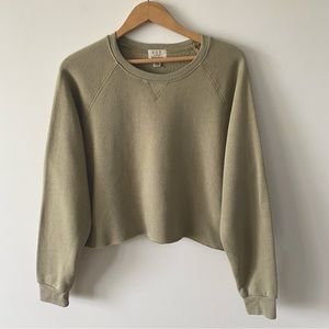 Project Social T PST heathered sage green cropped sweater shirt size medium